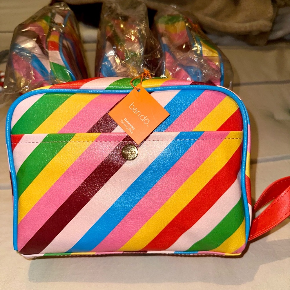 🆕 👛 ban.do Getaway Toiletry Bag with Handle — 4 available! 🆓 SHIPPING!